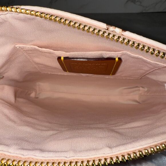 NWT ❤️ Coach Mini Rowan File Bag With Rose Print - Picture 3 of 6
